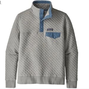 Patagonia Women's Organic Cotton Quilt Snap-T Pullover in a grey color with blue
